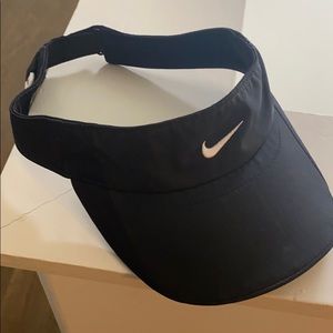 Nike Accessories - Nike visor Nike Accessories - Nike visor